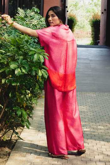 Buy_Kavya Singh Kundu_Pink Silk Collared Neck Rouge Handblock Print Shirt And Pant Set 