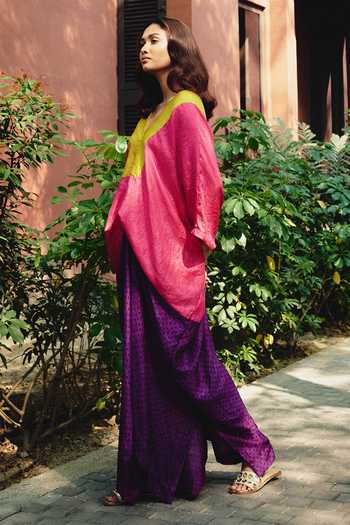 Buy_Kavya Singh Kundu_Multi Color Silk V-neck Carnival Polka Dot Print Kaftan 