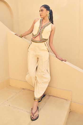 Buy_ASHNA VASWANI_Ivory Satin, Handloom Cotton V-neck Embellished Waistcoat And Pant Set _at_Aza_Fashions