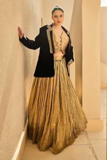 ASHNA VASWANI_Black Silk, Cotton, Satin, Velvet, Jacquard Open Neck, Crush Lehenga Set _Online