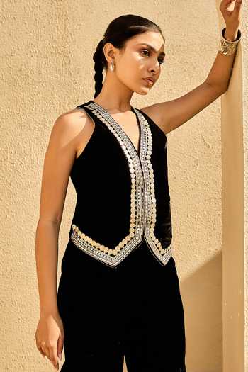 Buy_ASHNA VASWANI_Black Velvet V-neck Embellished Waistcoat And Pant Set 