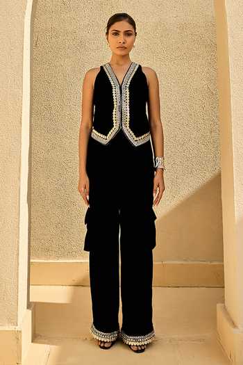 Shop_ASHNA VASWANI_Black Velvet V-neck Embellished Waistcoat And Pant Set _at_Aza_Fashions