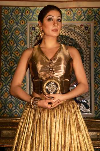 ASHNA VASWANI_Gold Silk, Jacquard V-neck Crush Waistcoat And Lehenga Set _at_Aza_Fashions