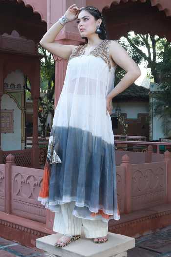 ASHNA VASWANI_Ivory Cotton, Kota Doria Round Neck Colorblock Kurta And Pant Set _Online