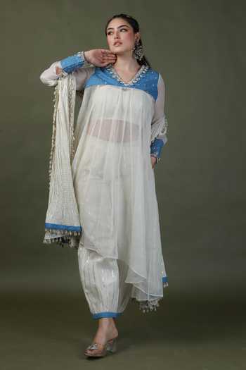 Buy_ASHNA VASWANI_Ivory Cotton, Denim, Kota Doria Round Neck, Yes And Kurta Set 