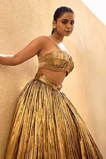 Shop_ASHNA VASWANI_Gold Silk, Jacquard Sweetheart Neck Metallic Bustier And Skirt Set _Online_at_Aza_Fashions