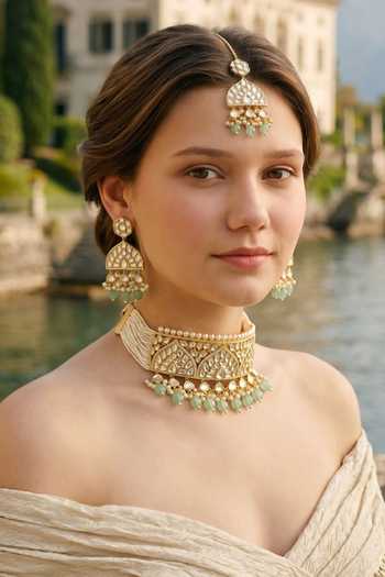 Buy_Amaara Jewels_Green Sheesh Mahal Embellished Choker Necklace Set _Online_at_Aza_Fashions