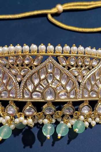 Amaara Jewels_Green Sheesh Mahal Embellished Choker Necklace Set _at_Aza_Fashions