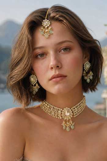 Amaara Jewels_Green Ivory Gleam Embellished Necklace Set _Online_at_Aza_Fashions