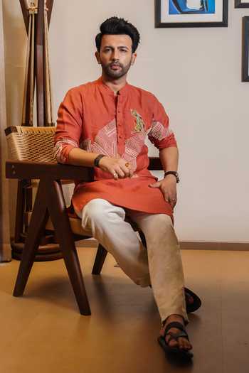 Shop_Heartistry by Anky_Orange Linen The Terracotta Prism Kurta _at_Aza_Fashions