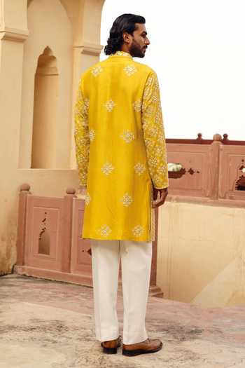 Shop_AMIT BEHKI_Yellow Silk Mirror Work Kurta Set _at_Aza_Fashions