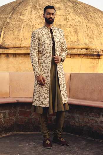 Buy_AMIT BEHKI_Ivory Pashmina Hand Embroidered Sherwani Set 