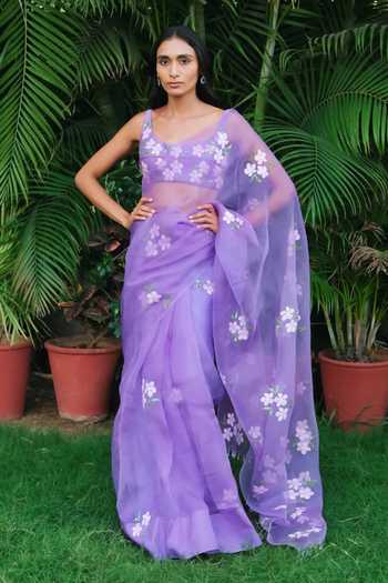 Buy_Meghstudio_Purple Organza Scoop Neck Seher Floral Hand-painted Saree And Blouse Set _at_Aza_Fashions
