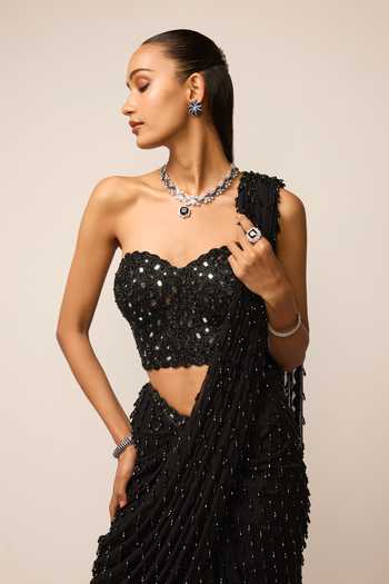 Vvani by vani vats_Black Georgette Sweetheart Neck Single Drop Pre-draped Saree With Blouse _at_Aza_Fashions