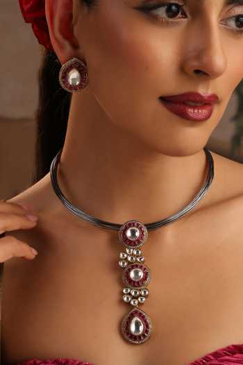 Buy_Swabhimann_Red Ruby Polki Hasli Necklace Set _Online_at_Aza_Fashions