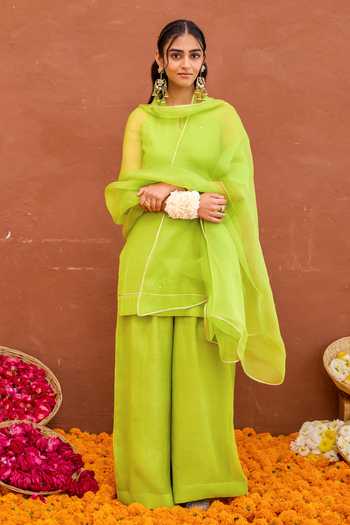 Taro_Green Organza, Chanderi Silk Keyhole Neck Harini Kurta Set _Online