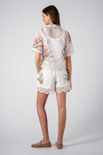 RANNA GILL_White Linen Rivina Queen Anne Lace Print Shorts _Online_at_Aza_Fashions