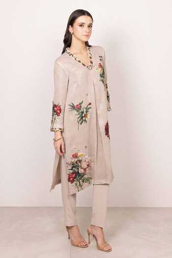 RANNA GILL_Beige V-neck Elira Gleam Floral Tunic And Trouser Set _Online_at_Aza_Fashions