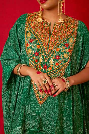 Buy_Nitara Dhanraj Label_Green Crepe Split V-neck Embroidered Kaftan And Draped Skirt Set _Online_at_Aza_Fashions