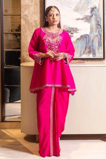 Buy_Pink City by Sarika_Magenta Silk Round Neck Embroidered Kurta And Skirt Set _Online_at_Aza_Fashions