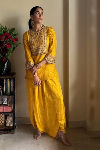 Pink City by Sarika_Yellow Silk Round Neck, Keyhole Neck, Yes Bandhani Print Kurta And Dhoti Pant Set _Online_at_Aza_Fashions