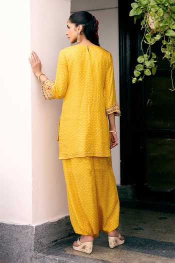 Shop_Pink City by Sarika_Yellow Silk Round Neck, Keyhole Neck, Yes Bandhani Print Kurta And Dhoti Pant Set _at_Aza_Fashions