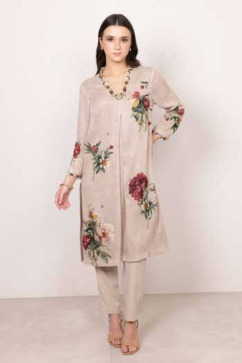 Buy_RANNA GILL_Beige V-neck Elira Gleam Floral Tunic And Trouser Set _at_Aza_Fashions