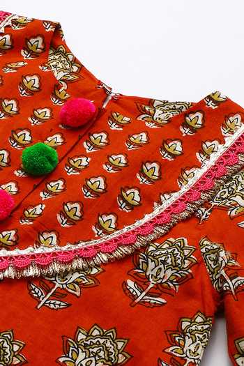 Byb Premium_Maroon Cotton Zari Embellished Kurta And Green Dhoti Pant Set 