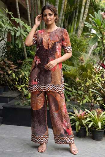 Buy_Ajiesh Oberoi_Brown Crepe, Bamboo Round Neck, Yes Flower Print Kurta And Pant Set _at_Aza_Fashions