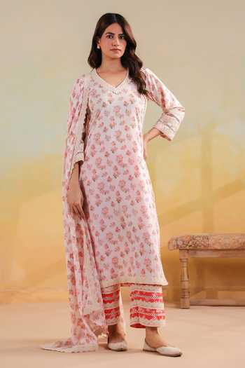 Anshu Wadhwa_Off White Cotton V-neck, Yes Printed Straight Kurta Set With Dupatta _Online_at_Aza_Fashions