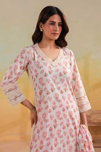 Buy_Anshu Wadhwa_Off White Cotton V-neck, Yes Printed Straight Kurta Set With Dupatta _Online_at_Aza_Fashions