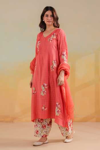 Anshu Wadhwa_Orange Cotton, Kota Doria V-neck Applique Embroidered A Line Kurta Set _Online_at_Aza_Fashions