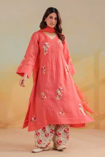 Buy_Anshu Wadhwa_Orange Cotton, Kota Doria V-neck Applique Embroidered A Line Kurta Set _Online_at_Aza_Fashions