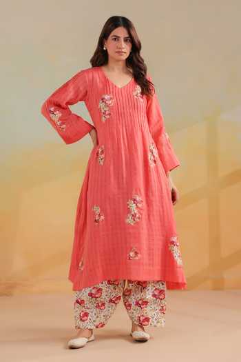 Shop_Anshu Wadhwa_Orange Cotton V-neck Applique Embroidered Kurta And Pant Set _Online_at_Aza_Fashions