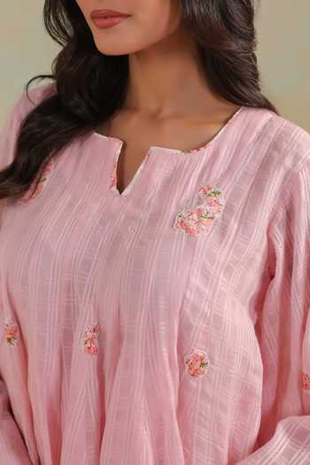 Anshu Wadhwa_Pink Cotton, Kota Doria Split V-neck, Yes Short Kalidar Kurta Salwar Set 