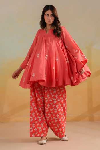 Anshu Wadhwa_Orange Cotton, Kota Doria Notched Neck Short Kalidar Embroidered Kurta Set _Online_at_Aza_Fashions