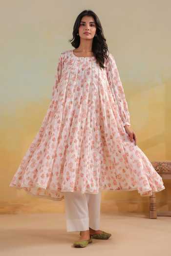 Anshu Wadhwa_Pink Cotton, Kota Doria Square Neck, Yes Floral Print Kalidar Kurta Set _Online_at_Aza_Fashions