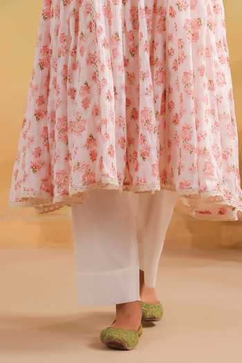 Anshu Wadhwa_Pink Cotton, Kota Doria Square Neck, Yes Floral Print Kalidar Kurta Set _at_Aza_Fashions