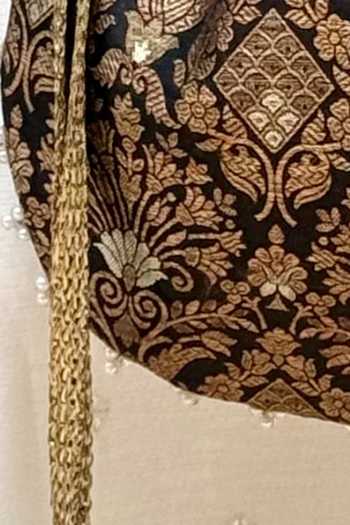 AMYRA_Black Pearls, Zari, Tassels, Lace, Metallic Thread Anantam Pure Silk Potli _Online_at_Aza_Fashions