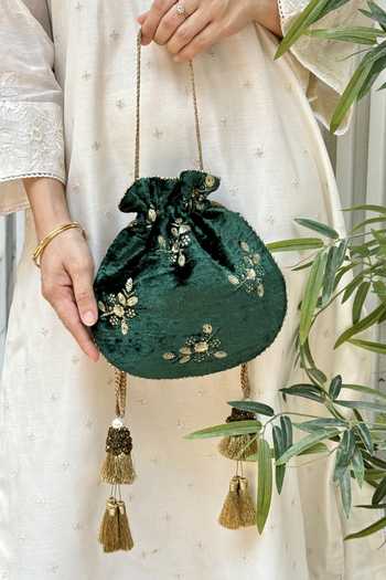 Shop_AMYRA_Green Embroidery, Beads, Tassels Ras Velvet Potli 