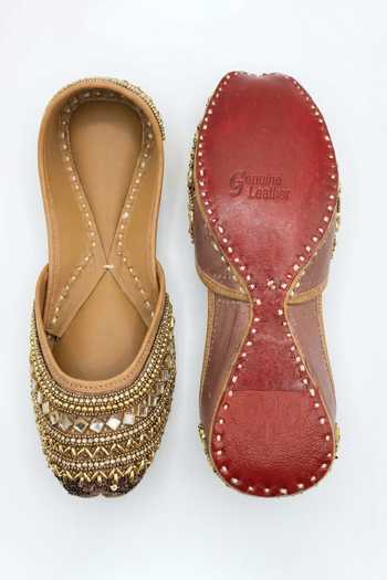 Buy_Sole Mates by Palak_Purple Meera Hand Embroidered Juttis _Online_at_Aza_Fashions