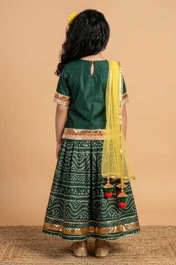 Shop_Byb Premium_Green Chiffon Gota Patti, Pom-poms Round Neck Kurta Lehenga Set _at_Aza_Fashions