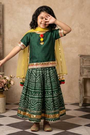 Byb Premium_Green Chiffon Gota Patti, Pom-poms Round Neck Kurta Lehenga Set 