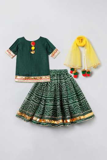 Byb Premium_Green Chiffon Gota Patti, Pom-poms Round Neck Kurta Lehenga Set _Online_at_Aza_Fashions