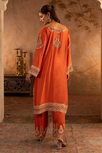 ANGAD SINGH_Orange Silk, Net V-neck Rust Embroidered Kurta Set _Online_at_Aza_Fashions