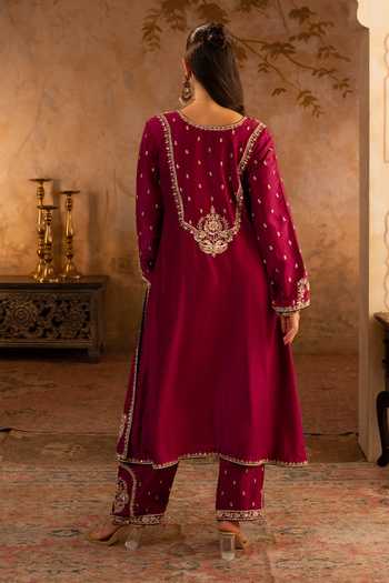 ANGAD SINGH_Red Silk, Net V-neck, Yes Embroidered Kurta Pant Set _Online_at_Aza_Fashions