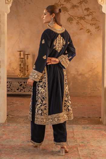 Angad Singh_Blue Net, Velvet Round Neck Navy Embroidered Kurta Set _at_Aza_Fashions