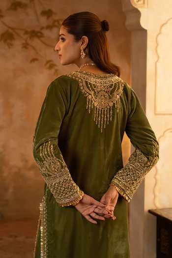 Angad Singh_Olive Green Net, Velvet V-neck Embroidered Kurta Set _Online_at_Aza_Fashions