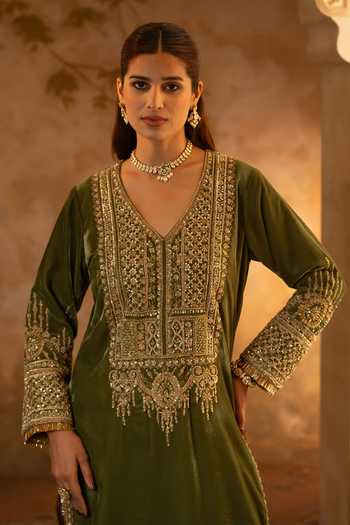 Shop_Angad Singh_Olive Green Net, Velvet V-neck Embroidered Kurta Set _Online_at_Aza_Fashions