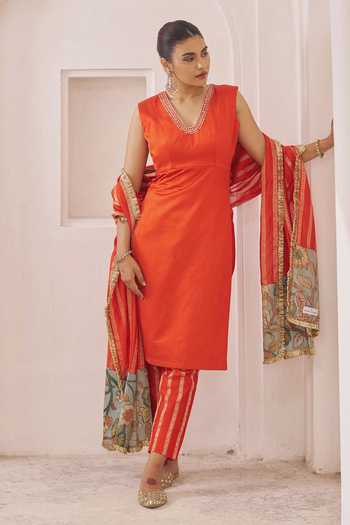Aamra By Lavanya_Orange , Cotton Satin, Chanderi Embroidery V-neck Hand Kurta Set _Online